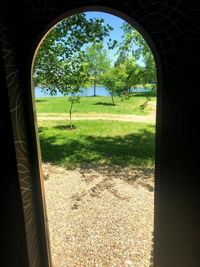 Camping Oaza Bela Crkva  Exteriör bild