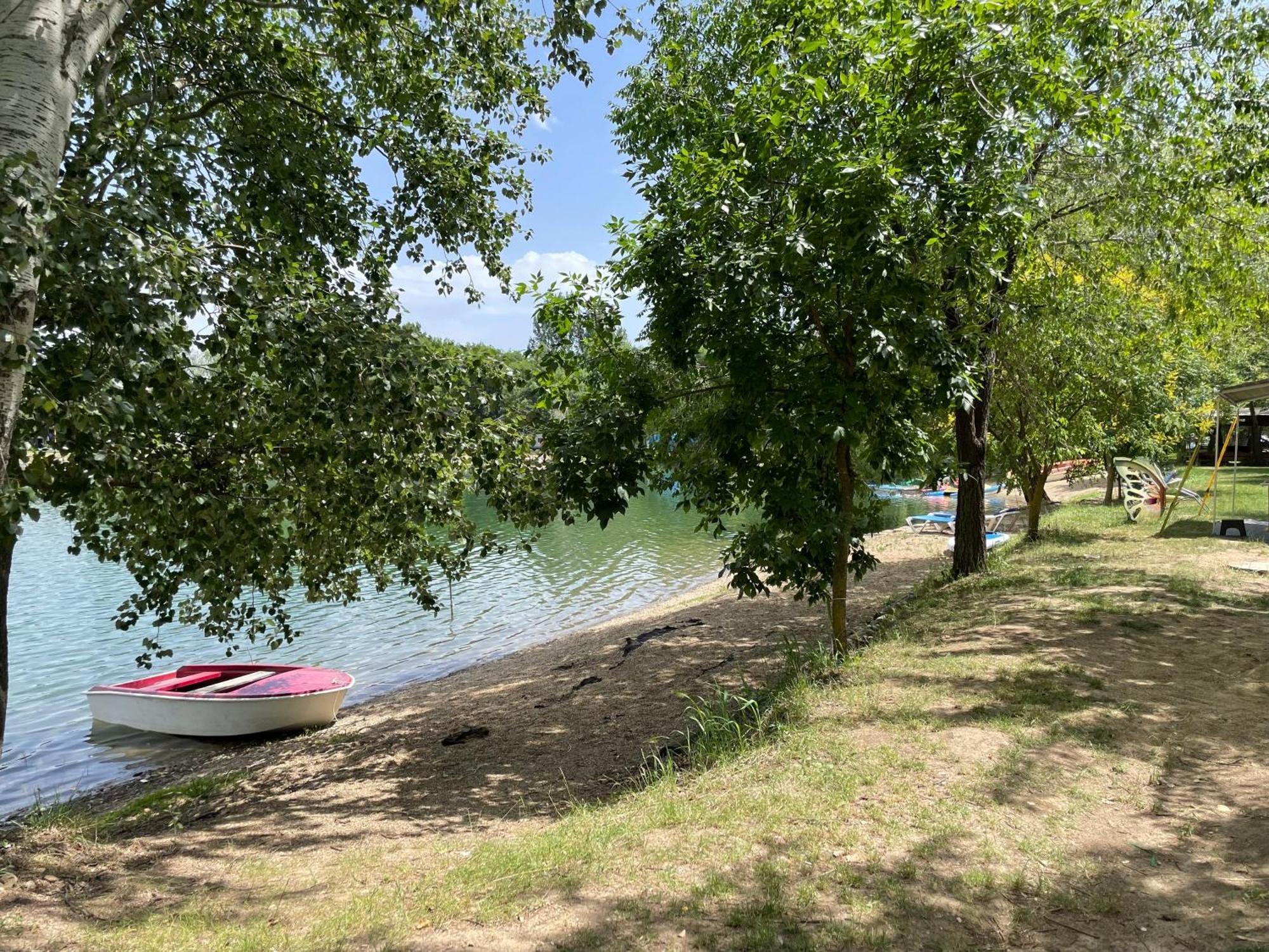 Camping Oaza Bela Crkva  Exteriör bild